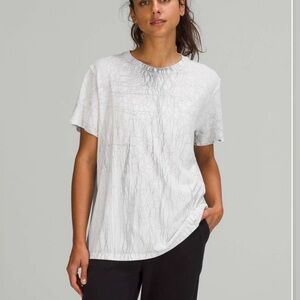 Lululemon Tee
